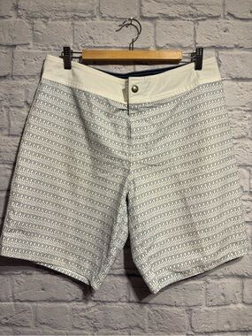 Siberian Board Short White Shorts Navy Sandal Pattern Size 42